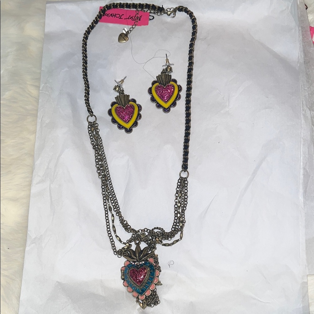 Betsey Johnson Pink Glitter & Yellow Heart Layered Necklace with Earrings